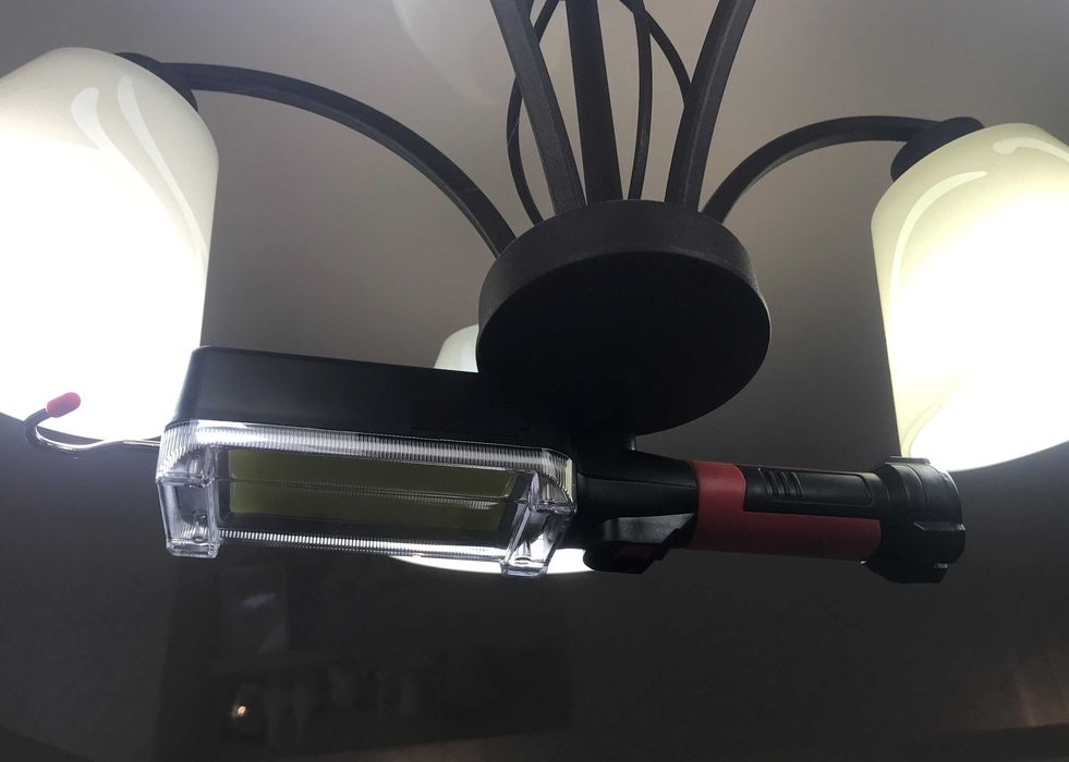 Потужний прожектор 20W COB ZJ-8859-B з гачком, магнітами та прищіпкою