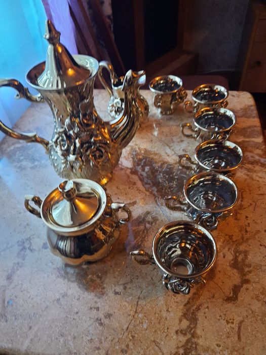 Чайный сервиз на 6 особ