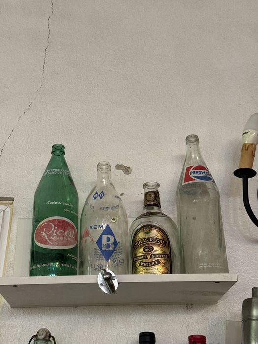 Garrafas antigas para colecionadores