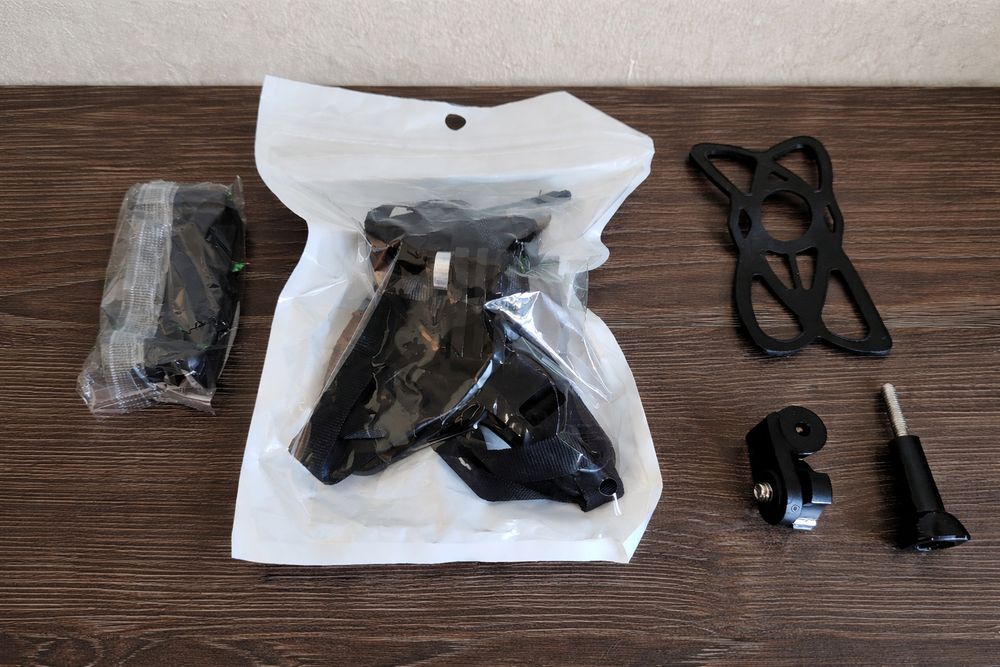 Кріплення для телефону та камери на шолом