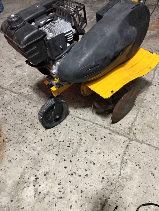 Glebogryzarka spalinowa