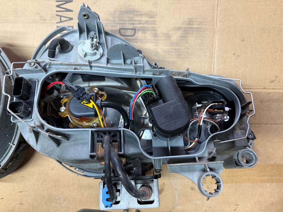 Mercedes W210 faróis Xenon completos