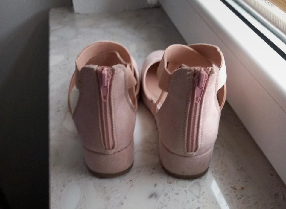 Buty letnie zamszowe