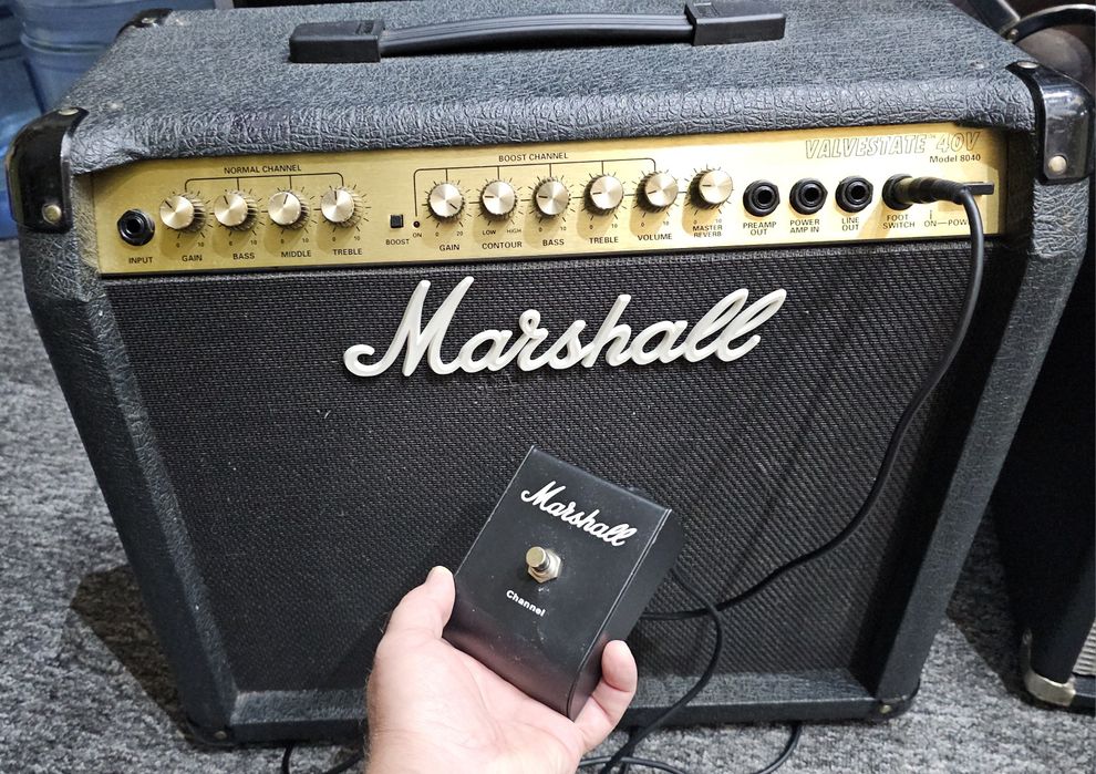 Marshall Valvestate 8040 4 0W Made in England Celestion G12L + footswitch + kabel