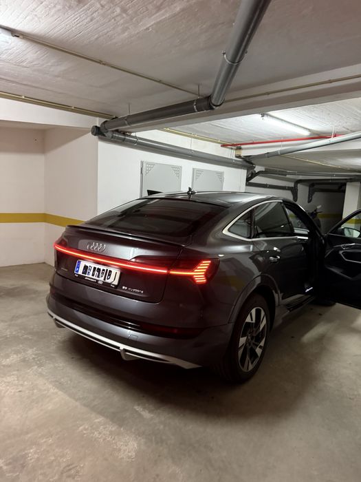 Audi etron 55 Sportback S-Line Quattro