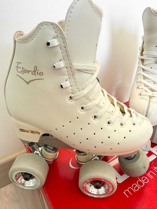 Patins para patinagem artística