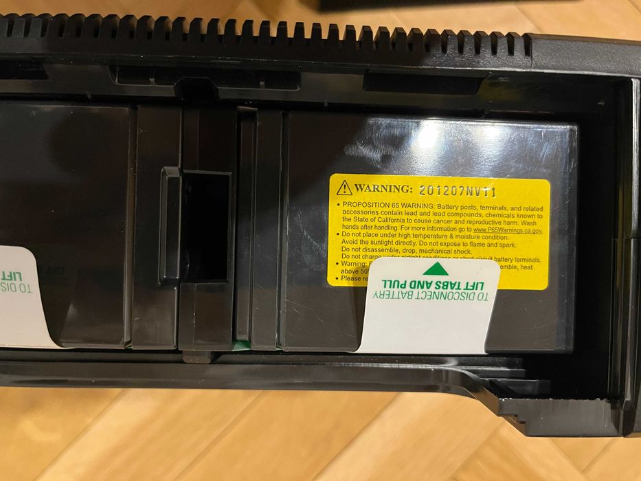 Блок безперебійного живлення (UPS) APC Back-UPS Pro 900VA (BR900G-RS)