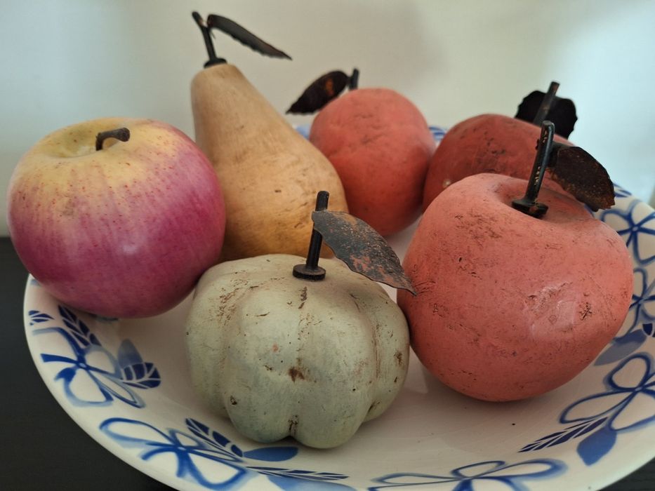 Taça cerâmica e Frutos decorativos427807409124812802