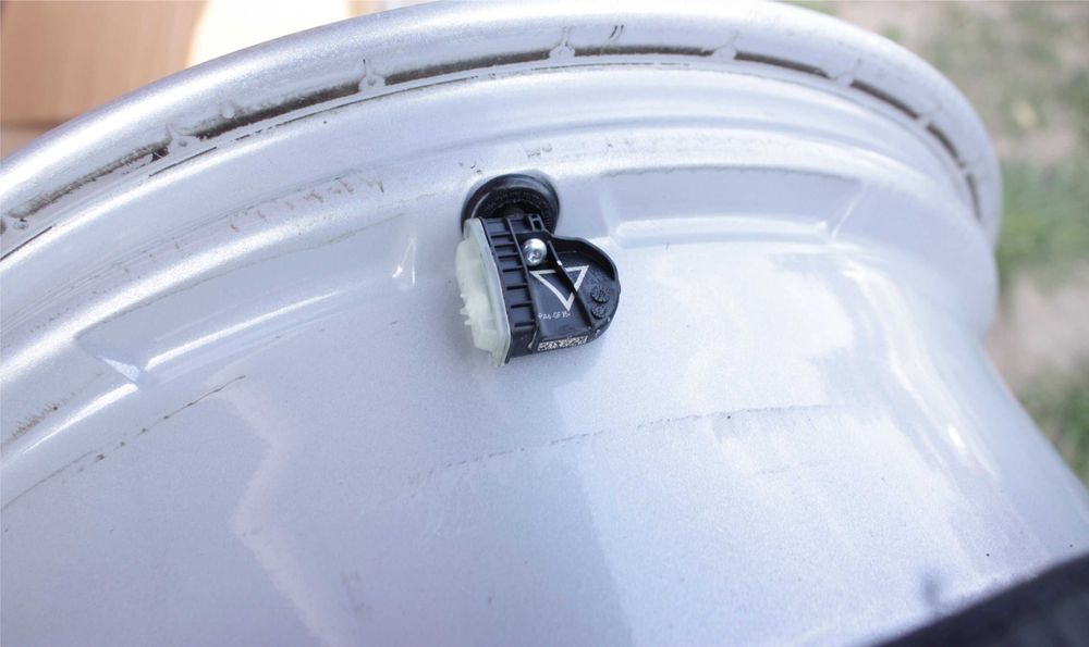 Oryginalne nowe felgi z czujnikami tpms Ford Ka+ Active B-Max Ecosport