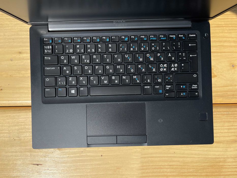 Ноутбук Dell Latitude 7390/i5-8350U/8/256Gb M2/13.3"/FHD/IPS/Гарантія