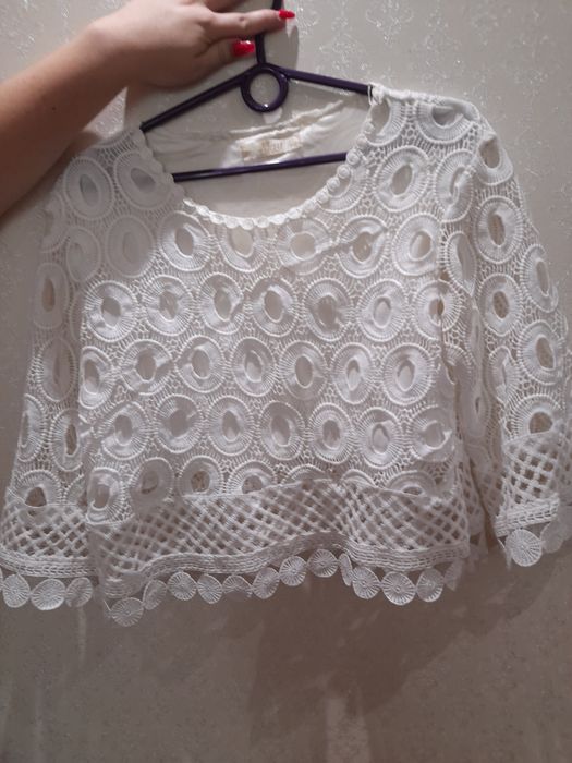 Блузка M/L  .  .