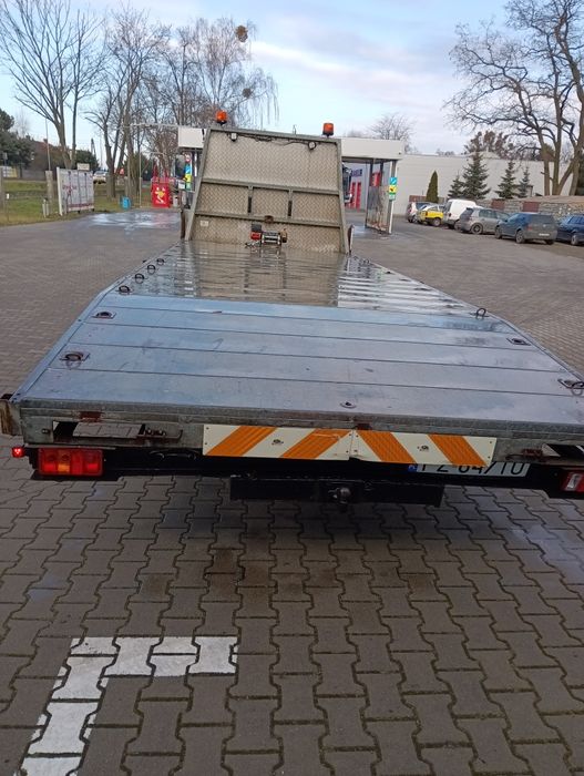 Sprzedam Auto lawetę MAN