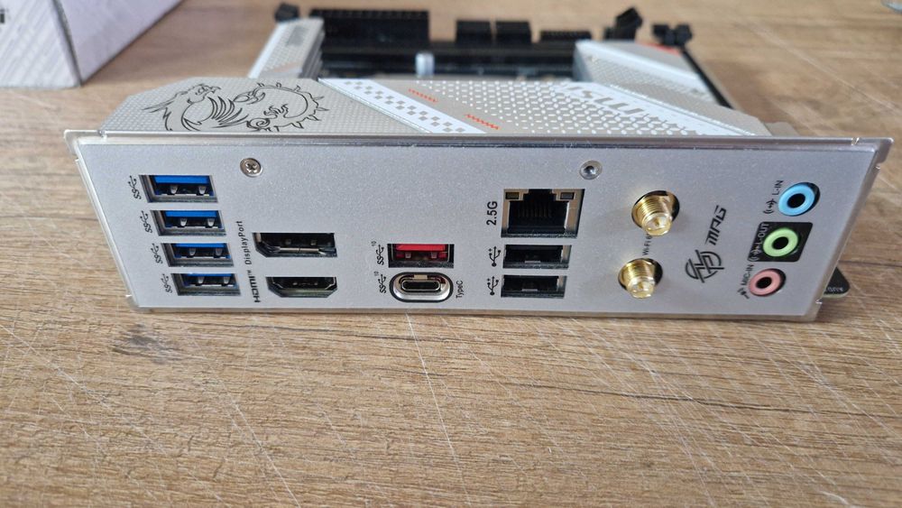 Płyta główna MSI MPG B760I EDGE WIFI box gwarancja nr. 507377