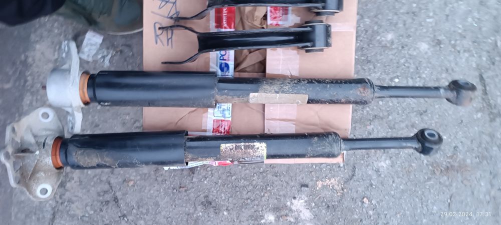 Подвеска  : Рычаги / Стойки  Jeep CHEROKEE