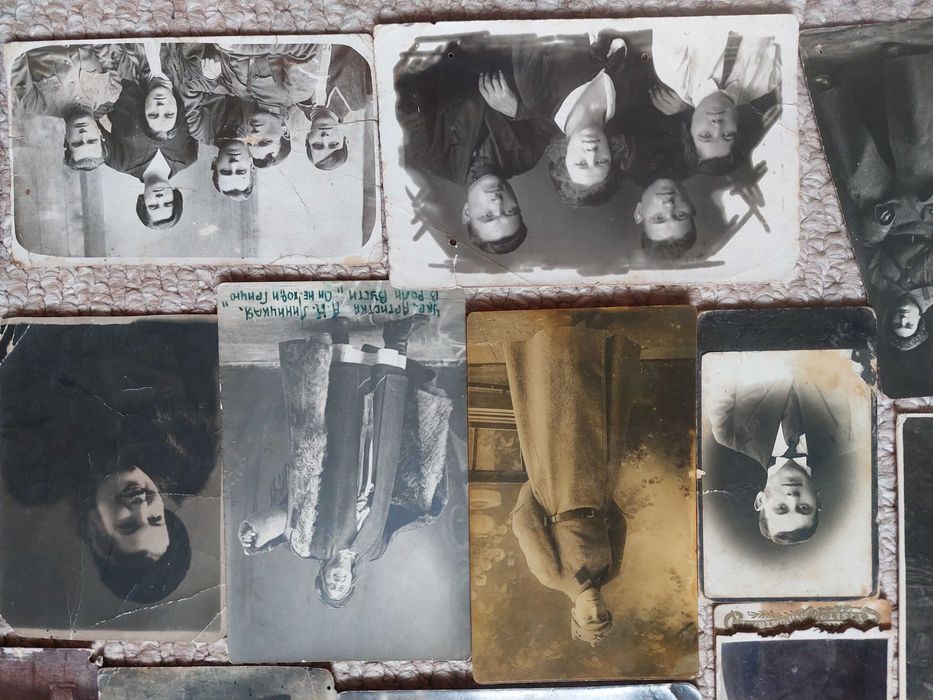 Фотографии  старинные.