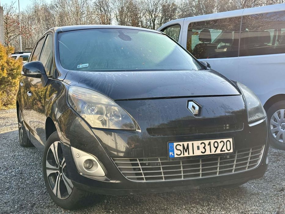 Renault Scenic Super wyposażenie ! * Nawigacja ! * Kamera Cofania ! * 7 osób !