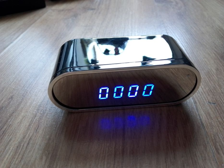 Часы скрытая камера