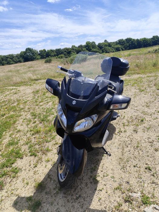 Suzuki Burgman 650 executive