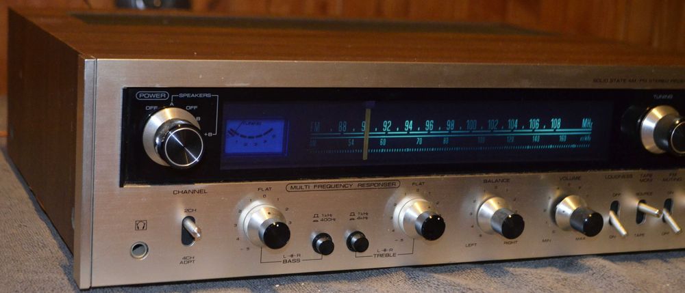 Vintage Toshiba SA-500  Amplituner sprawny do małego serwisu