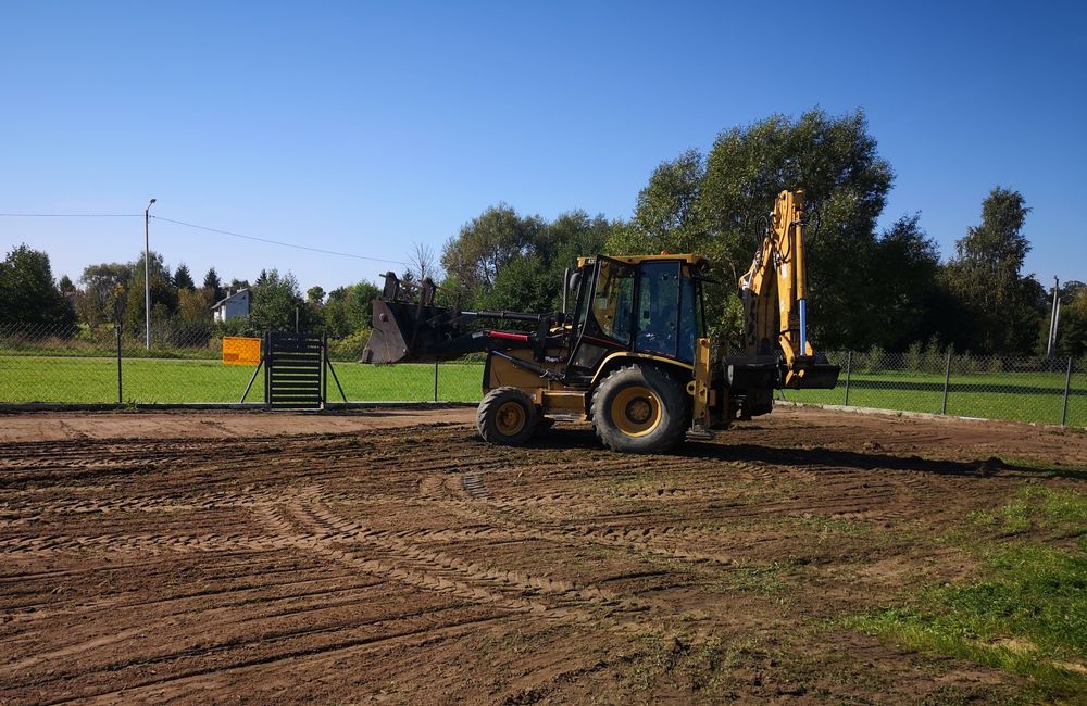 Usługi minikoparką, koparko-ładowarką, roboty ziemne, ogrodzenia