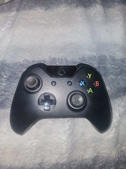 Kontroler / Pad Xbox One czarny (Model 1537)