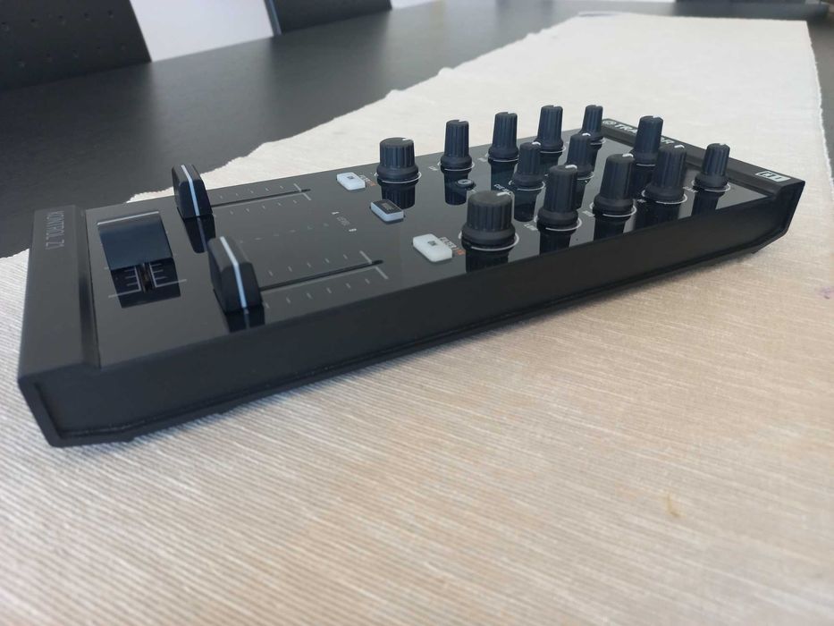 NI Traktor Kontrol Z1