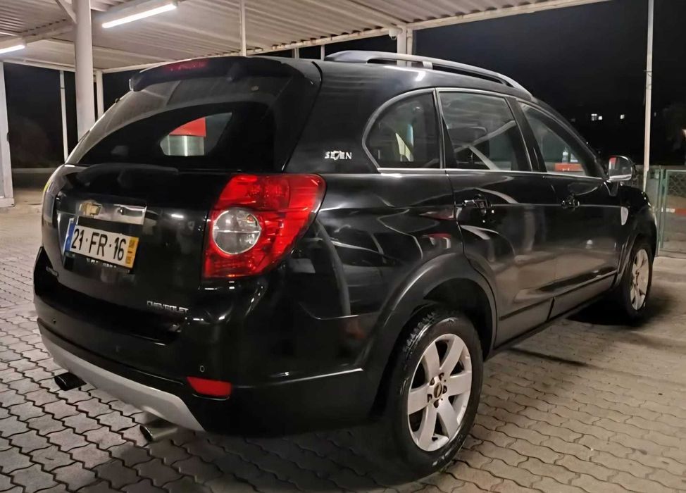 Vendo Capitiva 2008 7 lugares