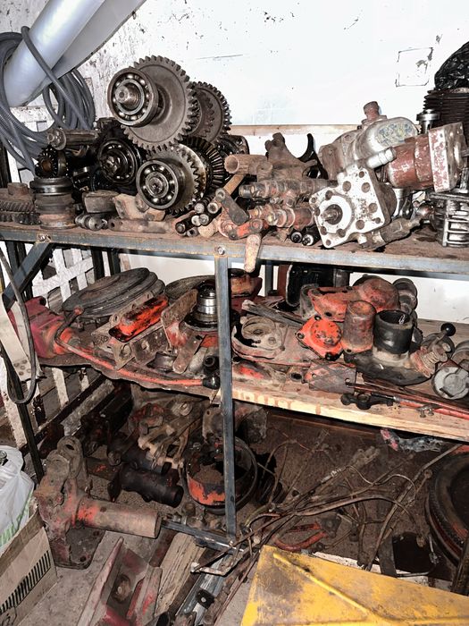 Запчастини трактора т25