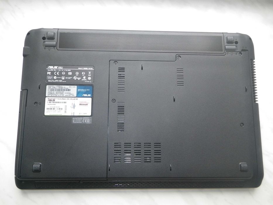 Ноутбук ASUS X52J Core-i5