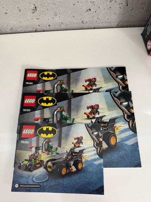 LEGO Batman 76180 - Batman kontra Joker: pościg Batmobilem