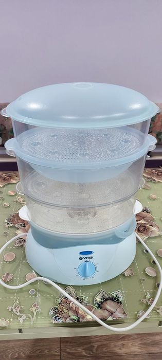 Продам пароварку в гарному, робочому стані