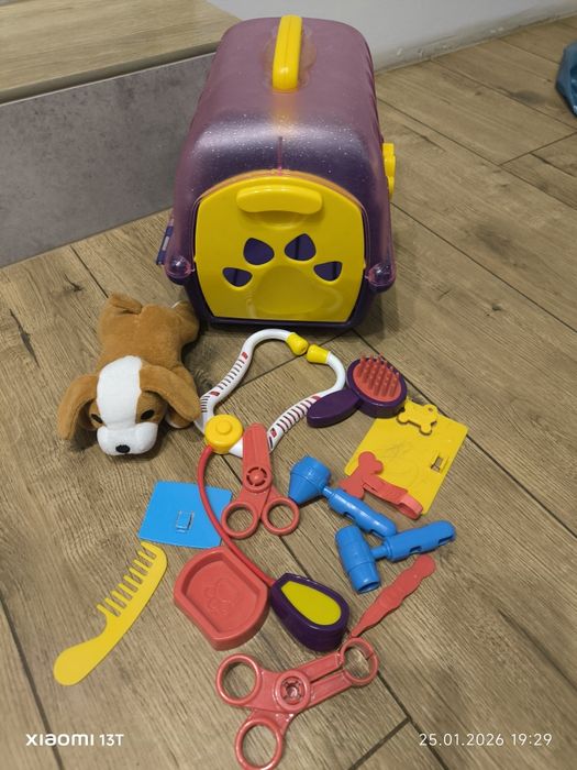 Weterynarz + akcesoria + piesek