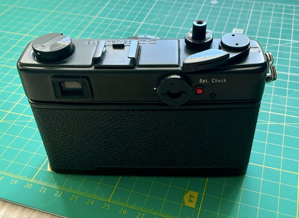 Плівковий фотоапарат Yashica Electro 35 CC (Japan)