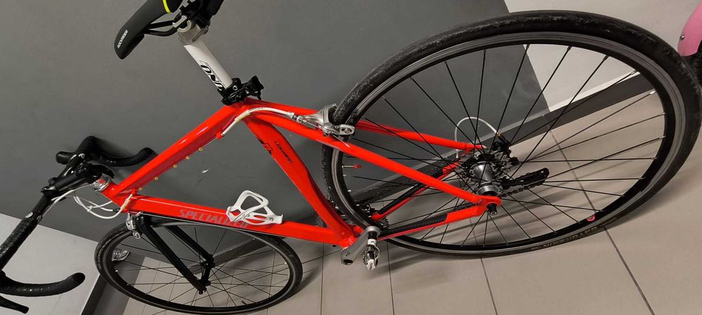 Rower szosowy "SPECJALIZED" grupa shimano 105 - piękny stan
