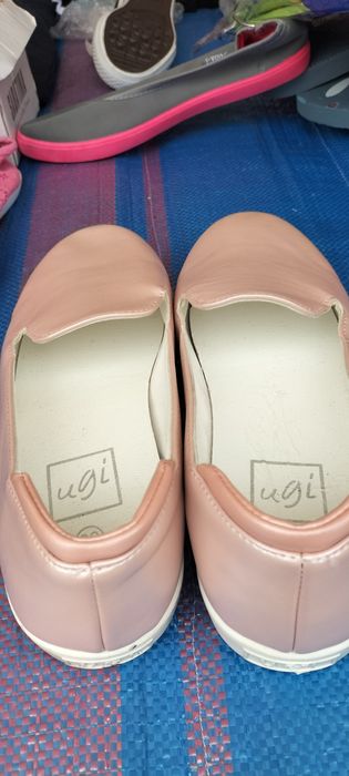Różowe błyszczące buty na płaskim spodzie,rozm.39