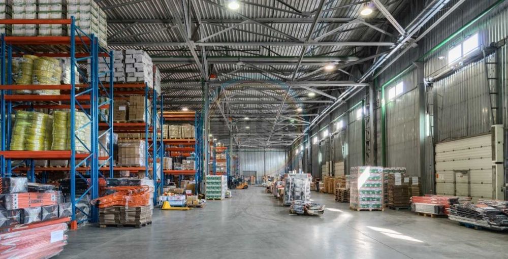 Продаж складу 16000 м2 траса на Ворзель правий берег. Продажа склада