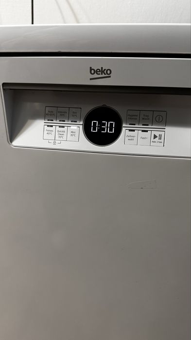Посудомийна машина BEKO,окремостояча,привезена з Німеччини