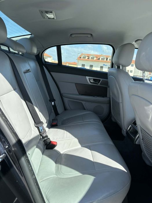 Jaguar XF 2.2 Ano 2013