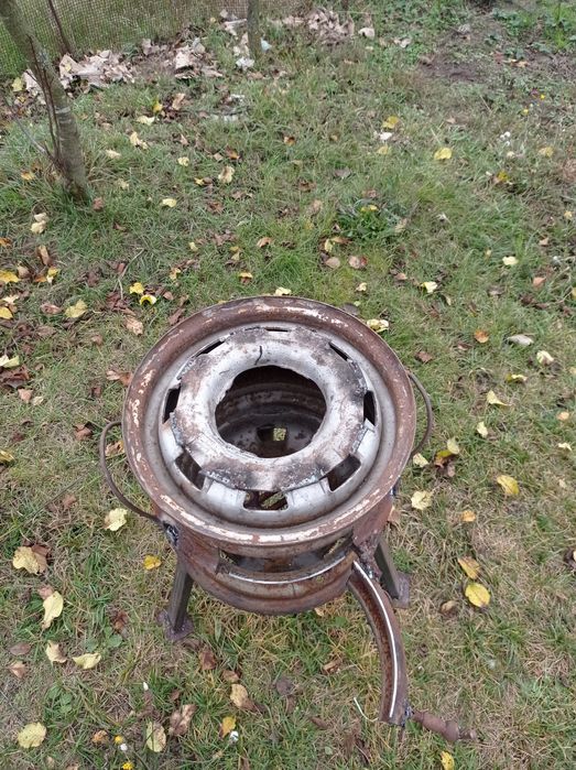 Піччь буржуйка .