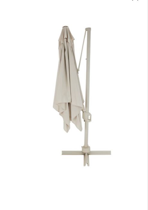 Parasol na wysiegniku kwadratowy