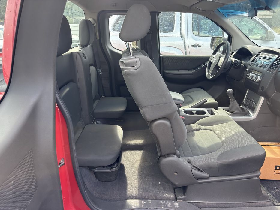 Nissan navara 2.5 dci king cab 2011