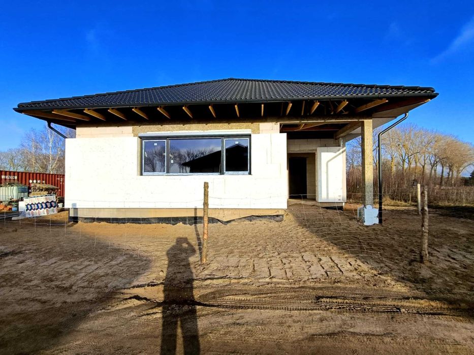 Dom blisko jeziora ,200 m od plaży Kłecko