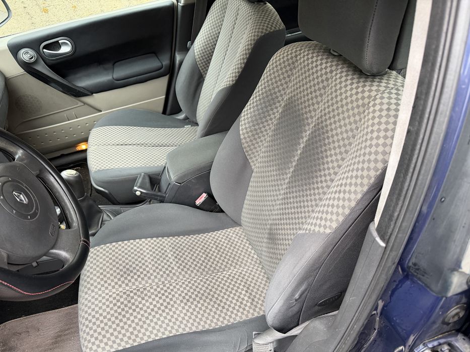 Renault Mégane II - Viatura completa e económica