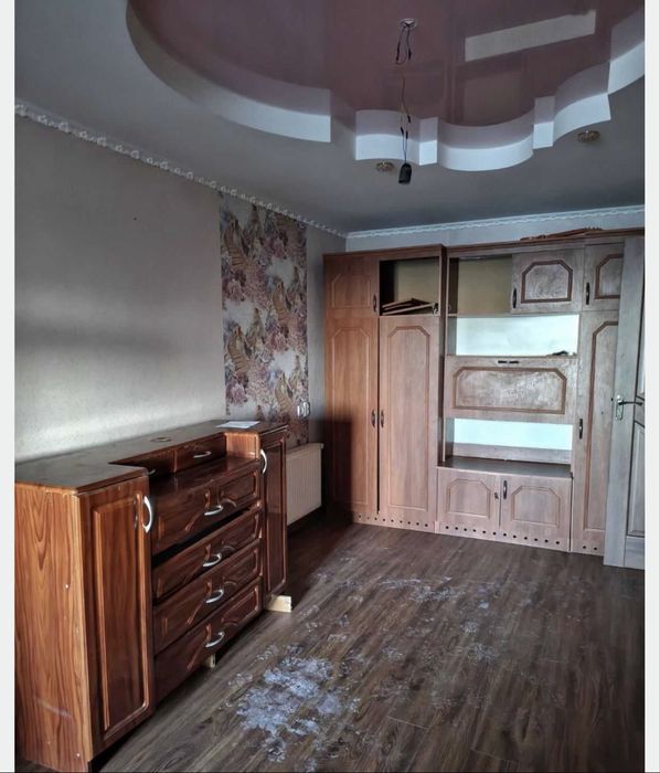Продам 3 к квартиру не стандартного планування Виставка - View 4