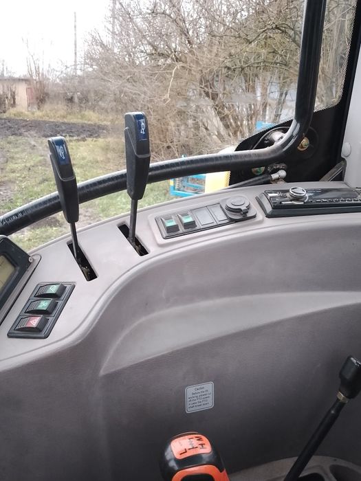 Продам трактор Lovol 504, 2020 року,1600м.г,без кондиціонера,гума 80%