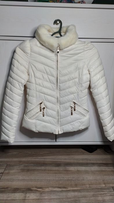 Куртка біла для нареченої /дружки весільна