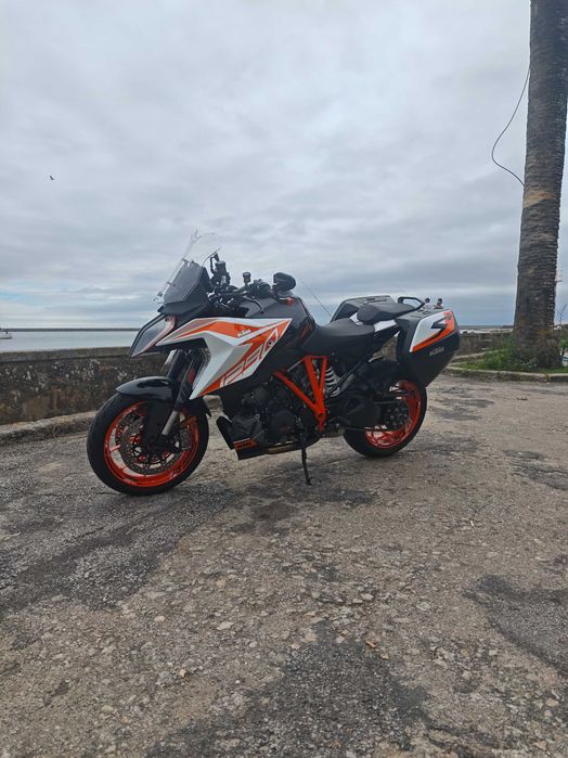 KTM 1290 super duke GT