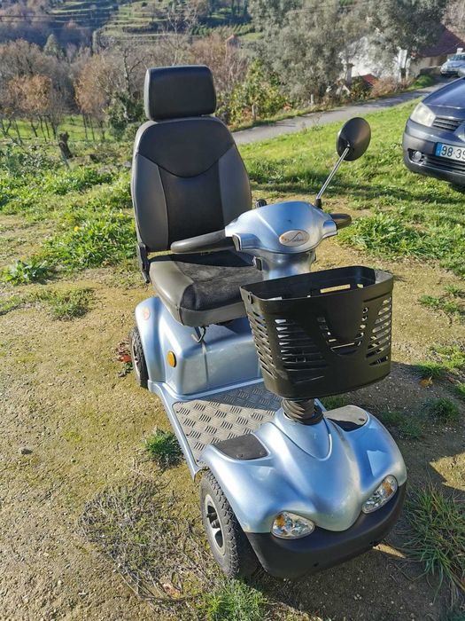 Cadeira / motinha eletrica