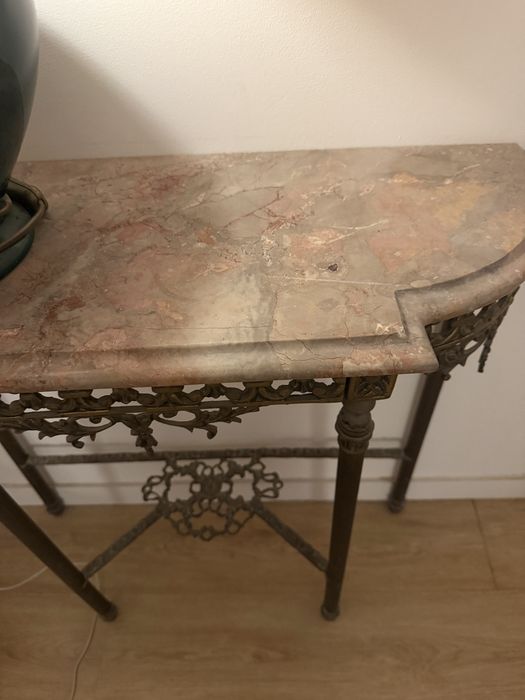 Mesa de entrada antiga