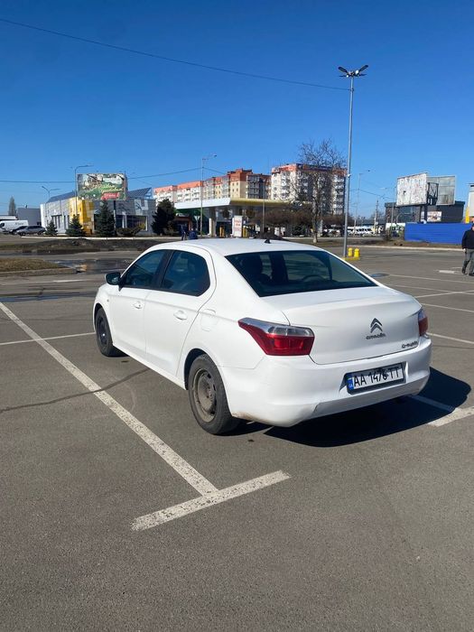 Citroën C-Elysee 1.6 газ/бензин